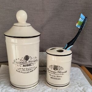 Pottery Barn Cream and Black Apothecary Bath Set